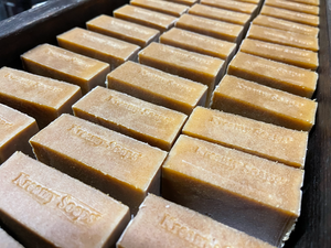 Manuka Honey Bar - Kreamy Soaps